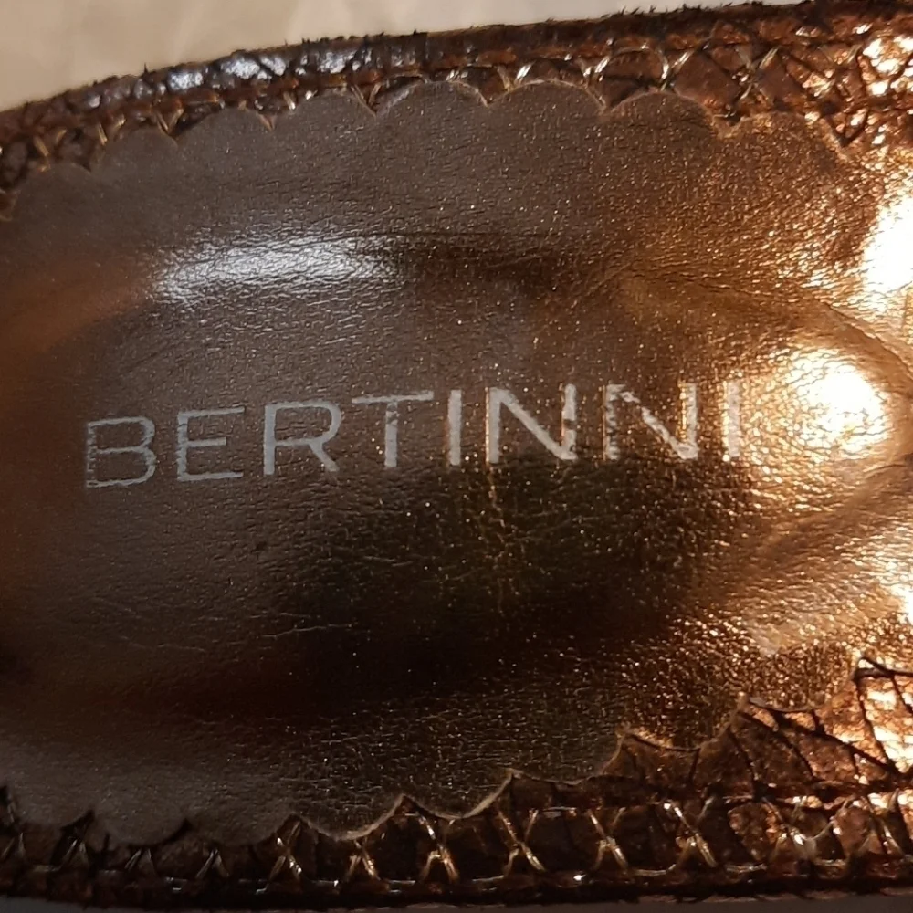 Bertinni Unique Beaded Sandals - Picture 10 of 13